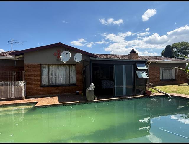 3 BEDROOM HOUSE FOR SALE IN DAL FOUCHE